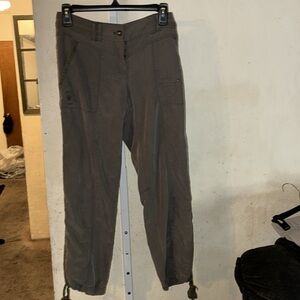 💥UnBranded Capri Pants Ptp 14 Inseam 26